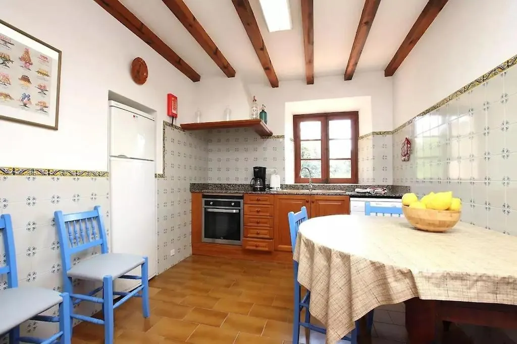 Villa Lovely Mallorquin Farmhouse In Pollensa By Renthousing
