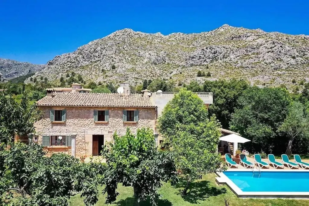 Lovely Mallorquin Farmhouse In Pollensa By Renthousing Villa Pollença