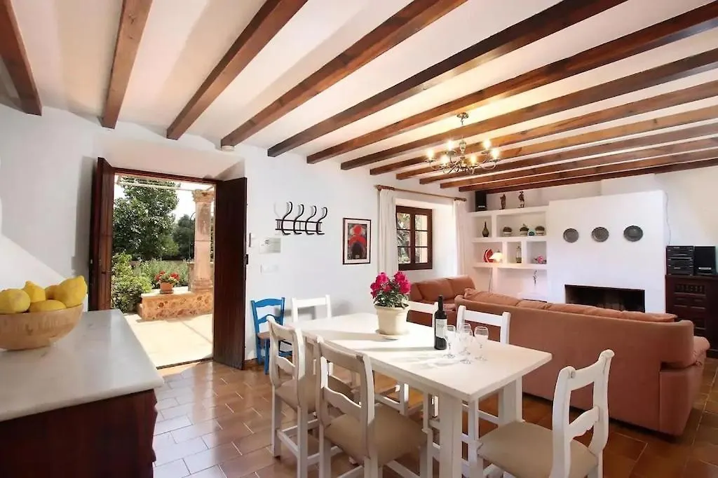 Lovely Mallorquin Farmhouse In Pollensa By Renthousing Spanien